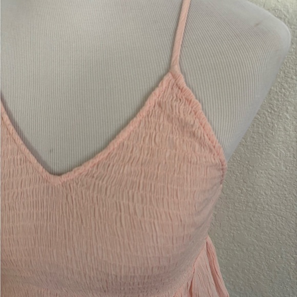 Elegant Pink Peplum Camisole - Picture 2 of 8